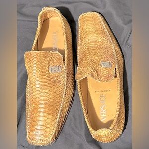 VERSACE Vintage Loafer /Size 39 1/2 / VERO CUCIO slip on loafers